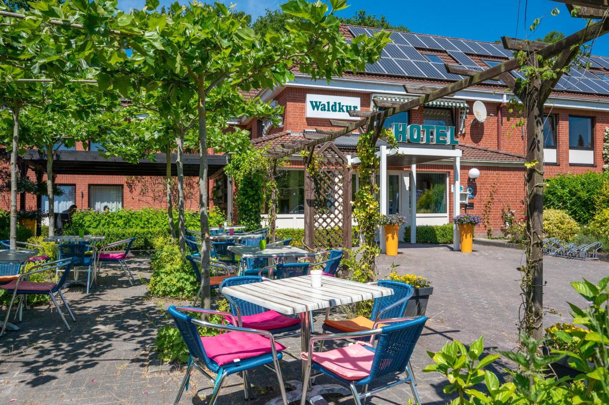 Hotel Waldkur Leer  Exterior foto